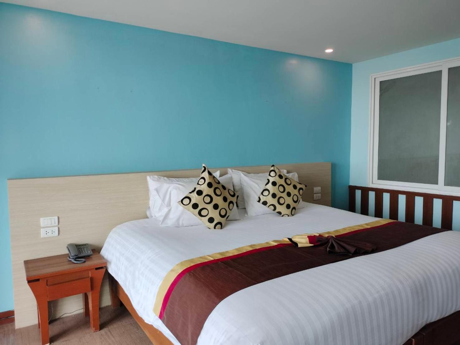 Saisawan Beach Luxury Hotel Na Chom Thian Extérieur photo