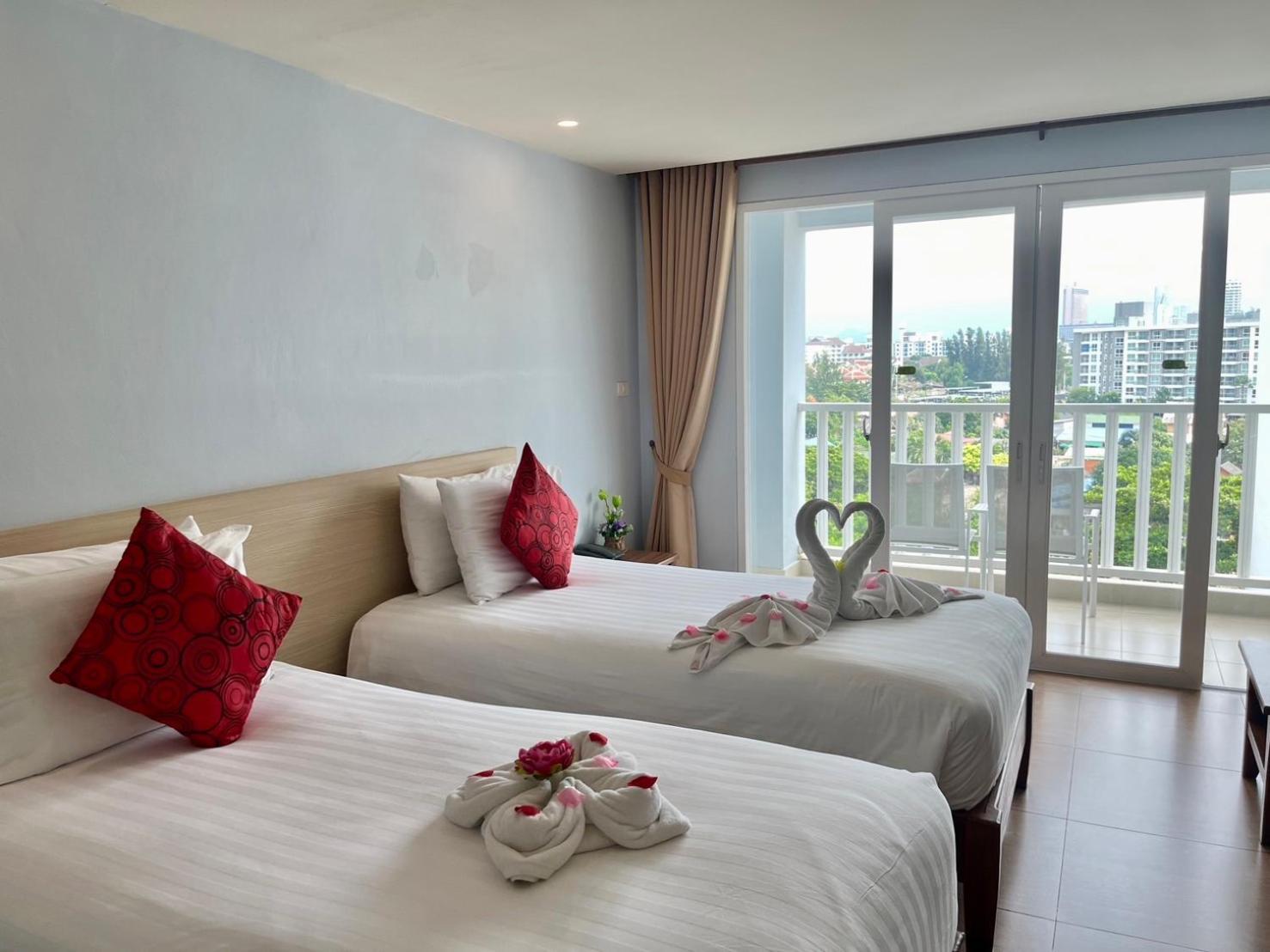 Saisawan Beach Luxury Hotel Na Chom Thian Extérieur photo